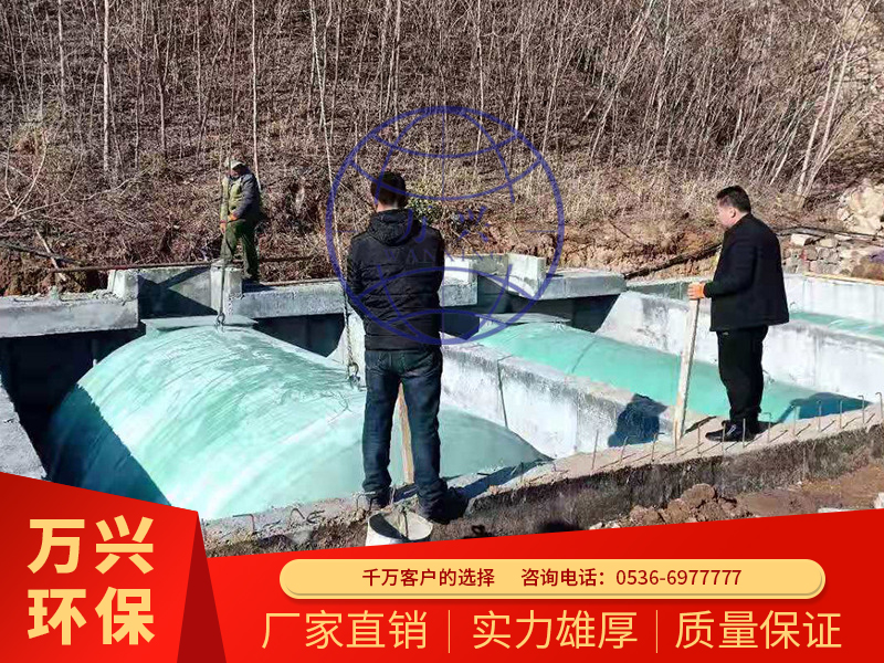 山(shān)東客戶卧式儲罐安裝現場