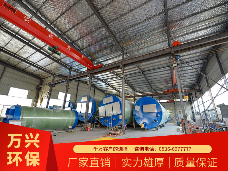 多台一(yī)體化泵站生産完畢